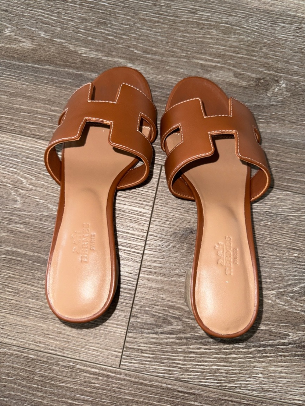 Hermès-Style Brown Leather Slide Sandals